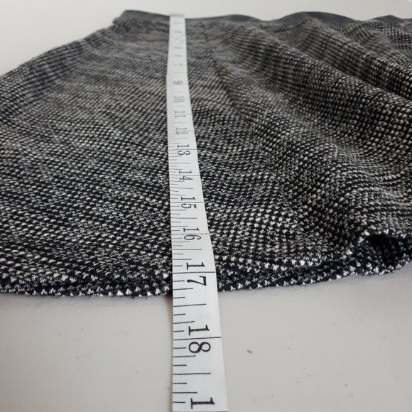 Divided Black White Circle Mini Skirt - Picture 4 of 8